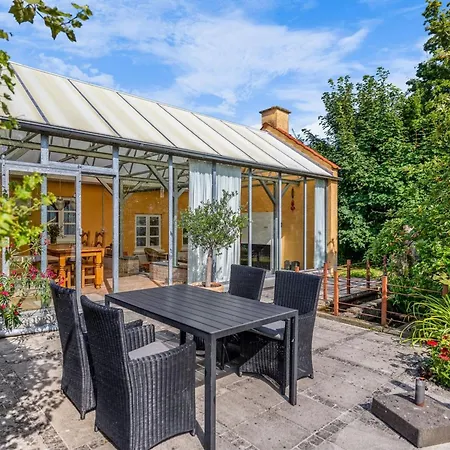 Semesterbostad Huno - 2km From The Sea By Interhome